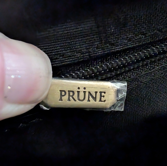 2 Prune leather wristlets / clutch purses - Picture 11 of 16